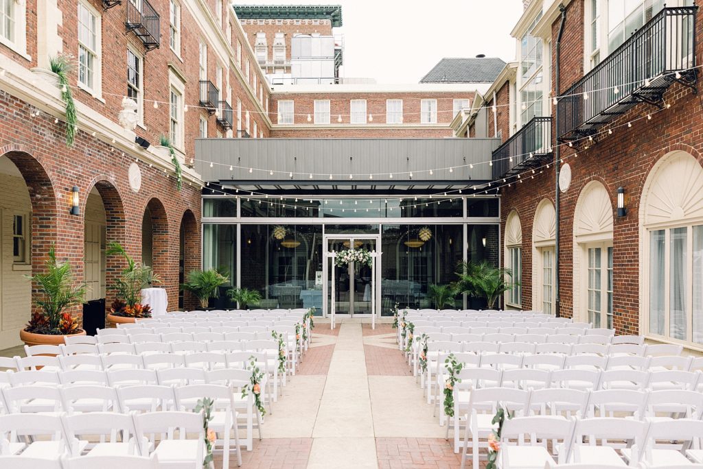 6 Incredible Denver, Colorado Airbnb’s for Couples, Guests, + Weddings