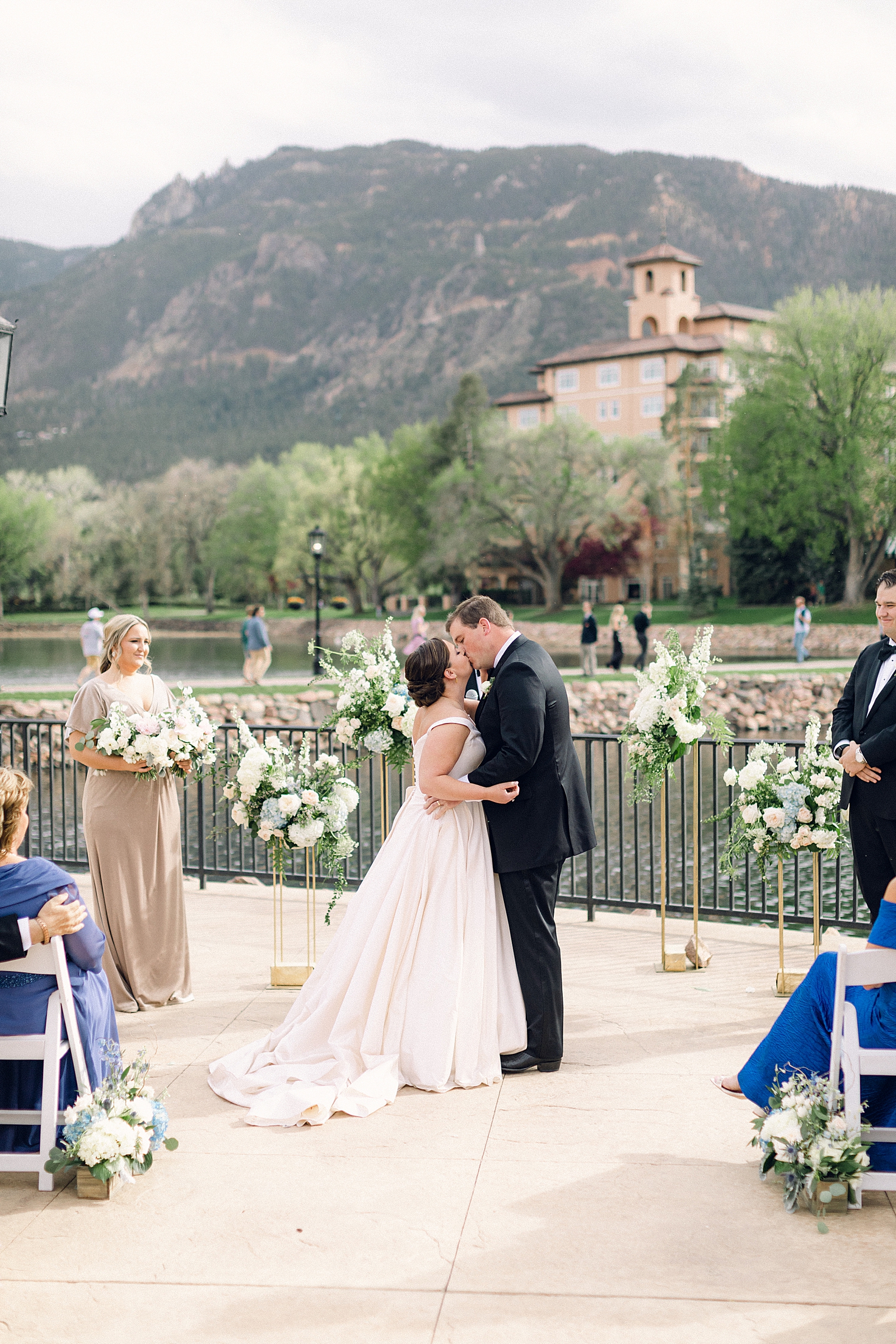 Colorado Springs wedding venues; John Moler Photography